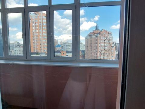 квартира за адресою В'ячеслава Чорновола вул., 25