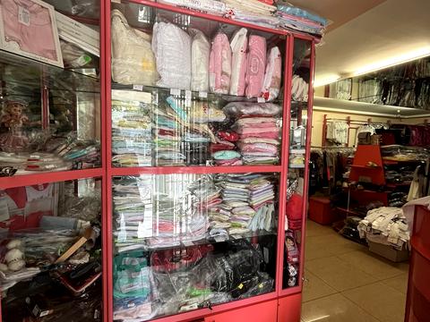 комерційна за адресою Воскресенська вул. (Леніна), 1