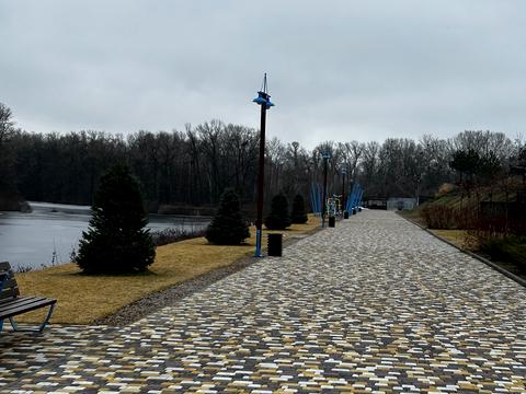 коммерческая по адресу Февральская ул., 58