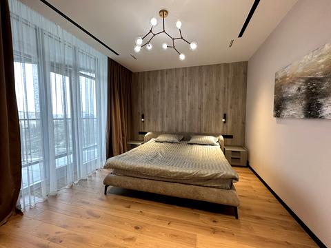 квартира за адресою Раїси Окіпної вул., 18