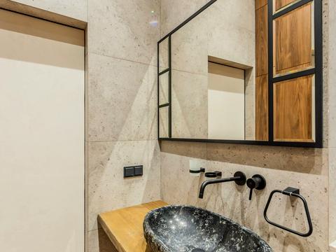 квартира за адресою Михайлівська вул., 6-А
