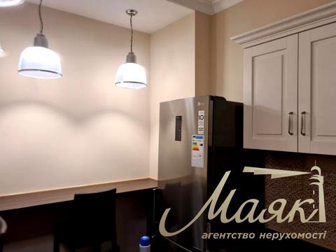 комерційна за адресою Антоновича, 131