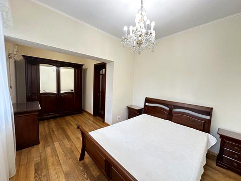 будинок за адресою Миколи Юнкерова вул.