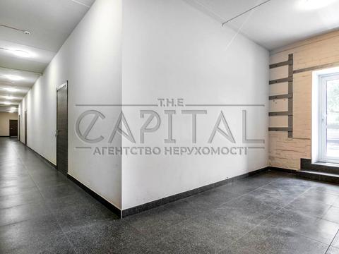 комерційна за адресою шос. Залізничне, 2