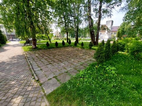комерційна за адресою Шевченка, 53а