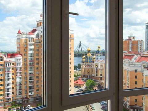 квартира за адресою Володимира Івасюка просп. (Героїв Сталінграду), 4