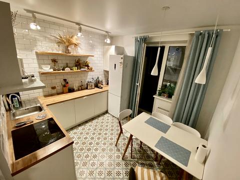 квартира за адресою Андрія Аболмасова вул. (Панельна), 7