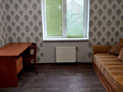 кімната за адресою Героїв полку "Азов" вул. (Маршала Малиновського), 11
