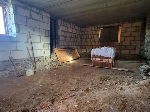 дом по адресу пгт. Черняхов, Квітнева