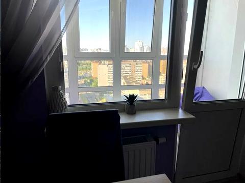 квартира за адресою Бориса Гмирі вул., 10/40