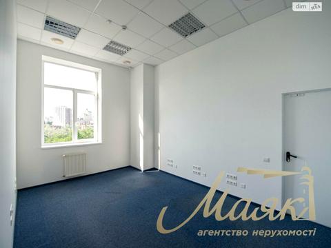 комерційна за адресою Миколи Пимоненка вул., 13