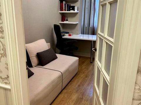 квартира по адресу Ивана Пулюя ул., 9