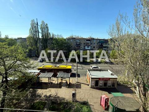 квартира за адресою Космонавтів вул., 33
