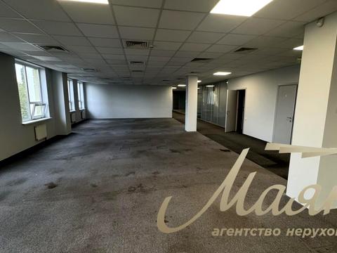 комерційна за адресою Автозаводська вул., 54/19
