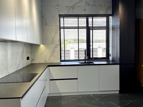 будинок за адресою Дачна