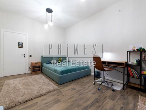 будинок за адресою Вишнева вул.