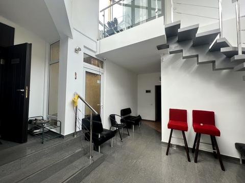 комерційна за адресою Кавалерійська, 12б