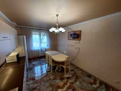 квартира за адресою Полтавська вул., 10
