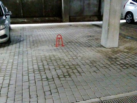 паркоместо по адресу Высочана ул., 18