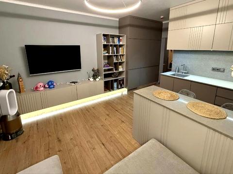 квартира за адресою Київ, Микільсько-Слобідська вул., 10