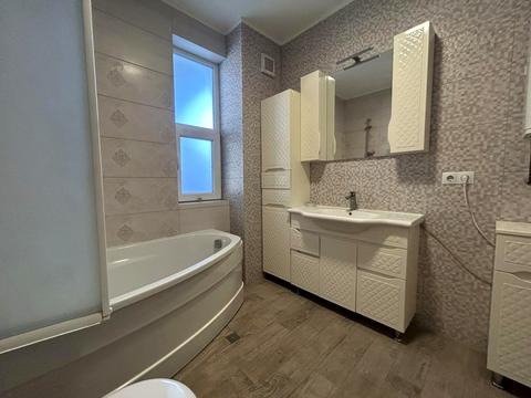 будинок за адресою Лугова