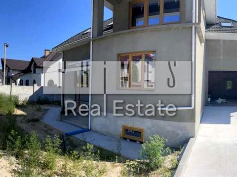 будинок за адресою Весняна вул.