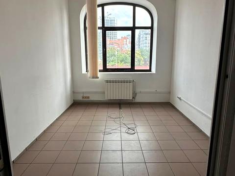 комерційна за адресою Січових Стрільців вул. (Артема), 4-А