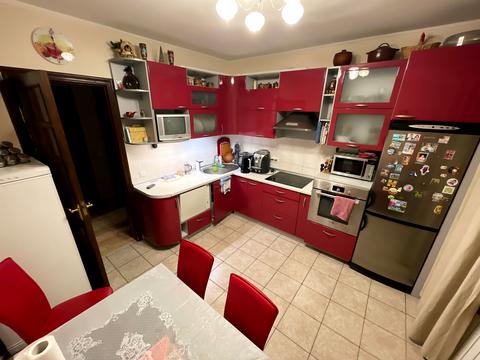 квартира за адресою Ревуцького вул., 42-А