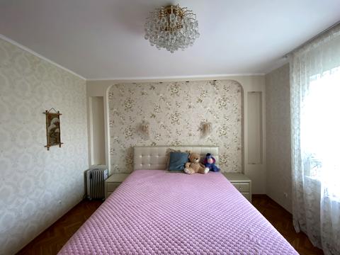 квартира по адресу Червоной Калины просп. (Владимира Маяковского), 40