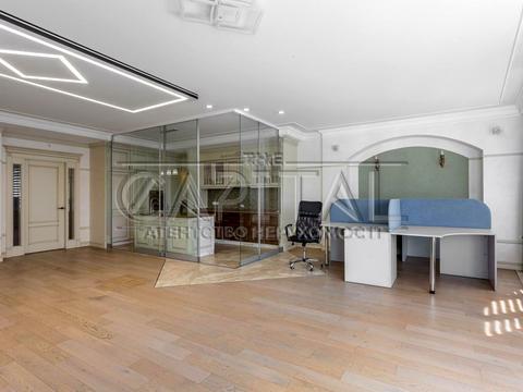 коммерческая по адресу Кловский спуск, 7a