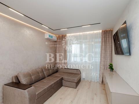 квартира по адресу Олександра Олеся ул., 5
