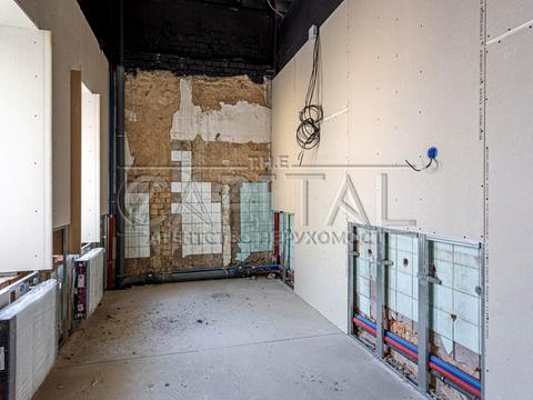 комерційна за адресою Полкова вул., 76