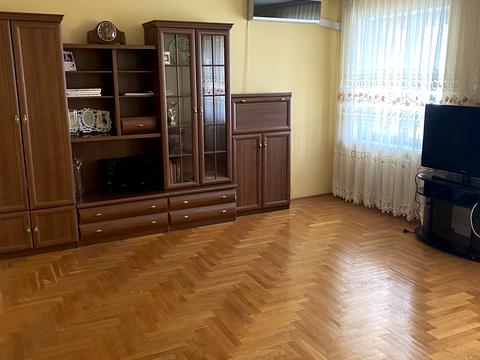 квартира за адресою Кирила Трильовського вул., 8