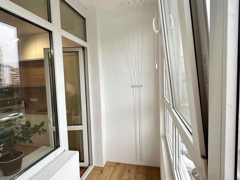 квартира за адресою Київ, Драгоманова вул., 10