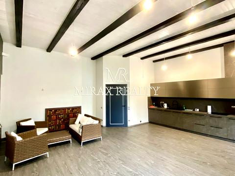 будинок за адресою Центральна вул.