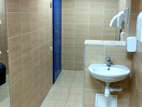 коммерческая по адресу Вацлава Гавела бульв. (Івана Лепсе), 4