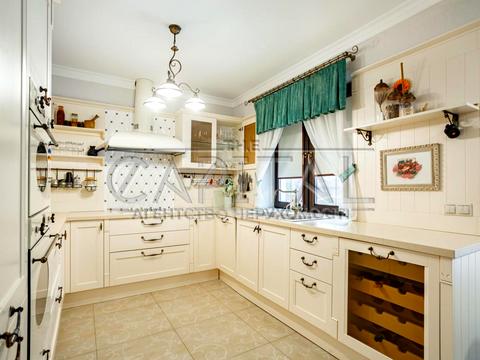 будинок за адресою Русанівські сади вул.