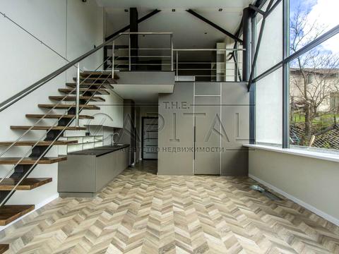 квартира по адресу Князя Владимира Мономаха ул. (Шмидта Отто), 26-Б