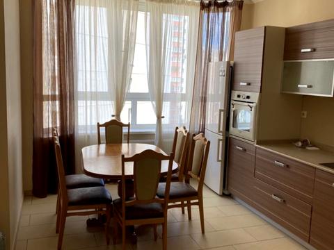квартира за адресою Анни Ахматової вул., 34