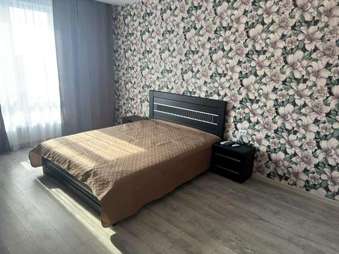 квартира за адресою Домбровського вул., 3