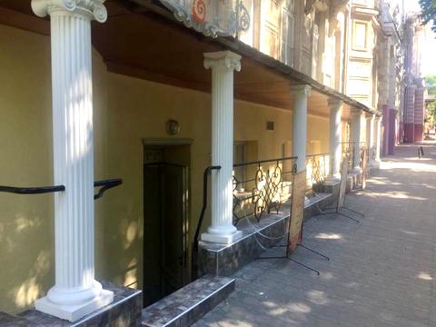 комерційна за адресою Преображенська вул., 3