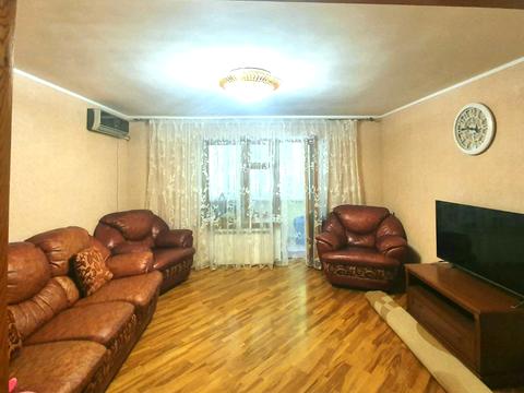квартира за адресою Євгена Чикаленка вул., 66