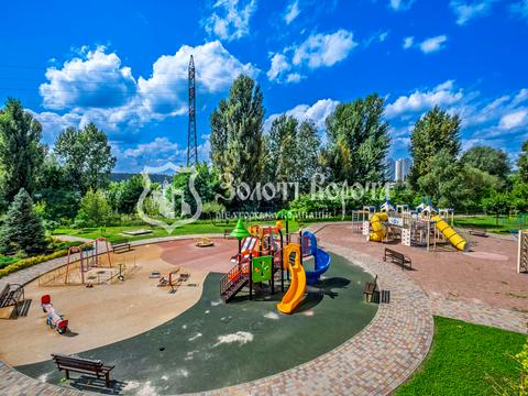 квартира за адресою Миколи Ушакова вул., 1-Б