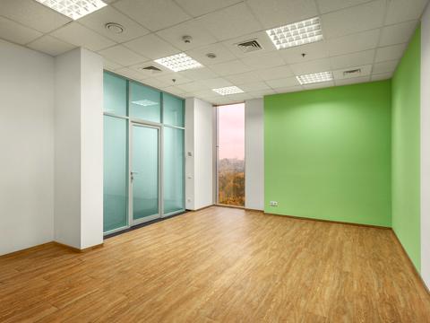 коммерческая по адресу Николая Амосова ул., 12