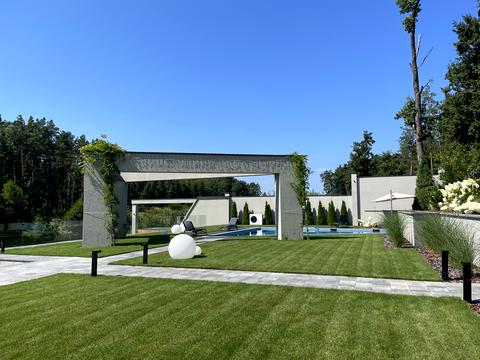 дом по адресу Салютна