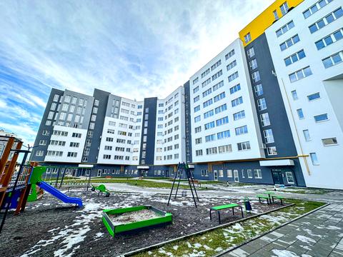 квартира за адресою Володимира Великого вул. (Артема), 10