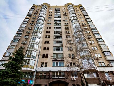 комерційна за адресою Левка Лук'яненка вул. (Маршала Тимошенка), 29