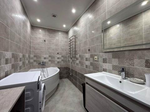 квартира за адресою Андрія Мельника вул., 10