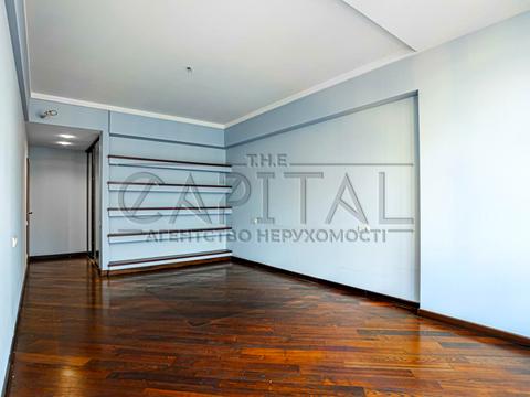 квартира за адресою Андрія Верхогляда вул. (Михайла Драгомирова), 5