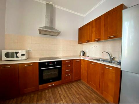 квартира за адресою Педагогічна вул., 21